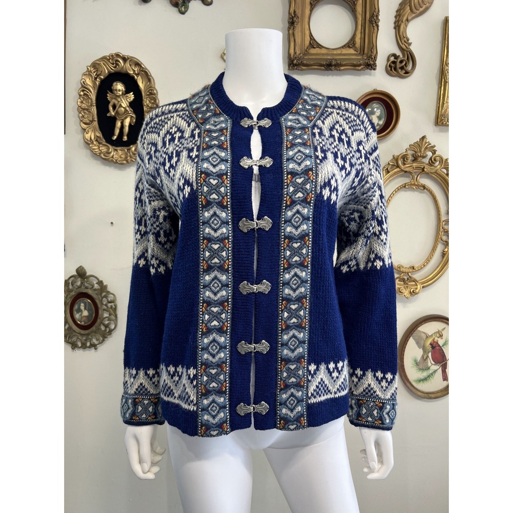 Vorastrikk Vintage Norway 100% Wool Fair Isle Pewter Clasp Cardigan Sweater Sz S